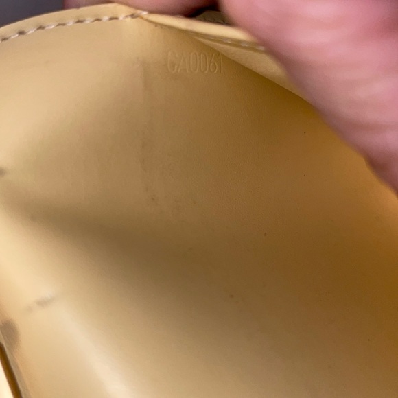 Louis Vuitton Pastel Yellow Epi Agenda PM✨ - Picture 6 of 7